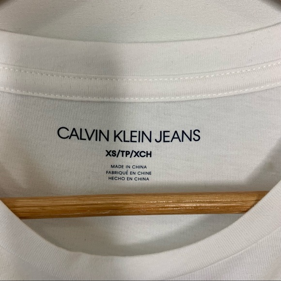 Calvin Klein Jeans White Teal CK Logo T-Shirt - Picture 5 of 7